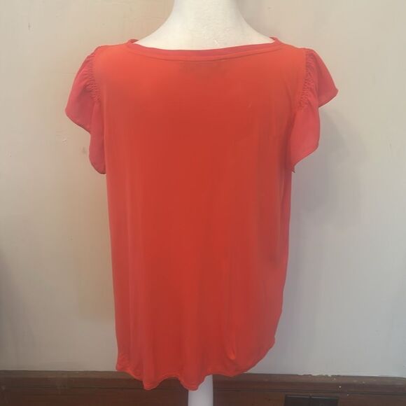 Loft raspberry mixed media cap sleeve blouse Size M EUC - Picture 4 of 7